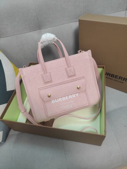 Burberry Bag 44
