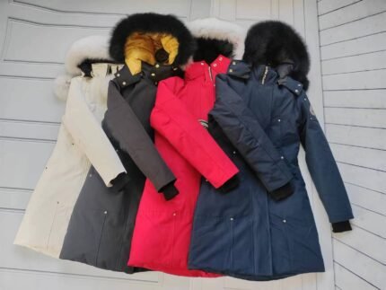 Moose Knuckles 01 Woman’s SHEARLING TRIM PARKA